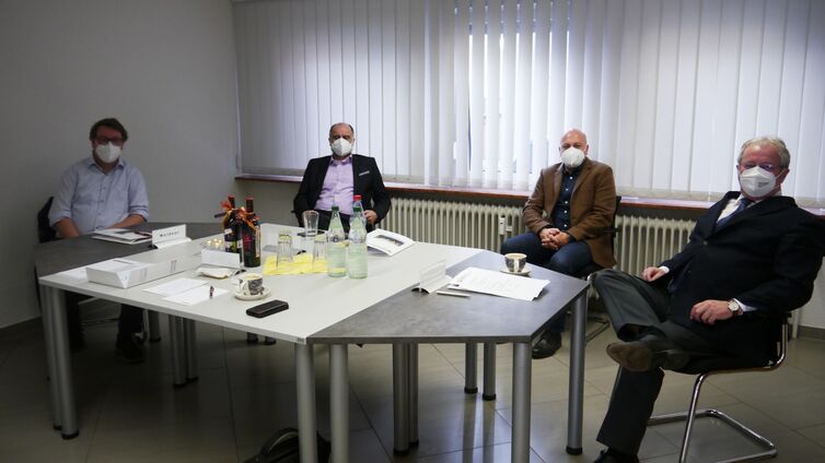  Bild (v.l.): Preusch, Weidner, Throm, Varga