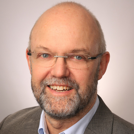 Dr. Thomas Schmidt